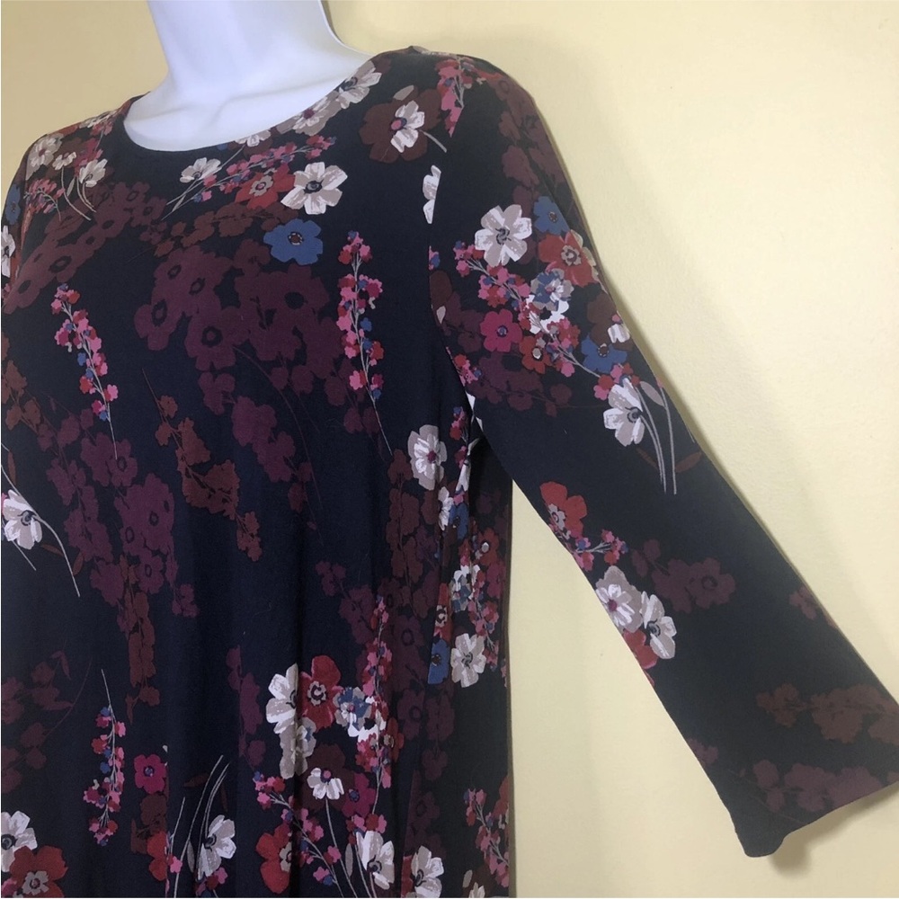 J Jill Tunic Style Dress Purple Floral SMALL PETITE Back Pleated Rayon Stretch